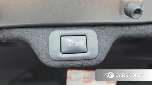 Toyota Crown Crossover id 4985403 из Кореи 11