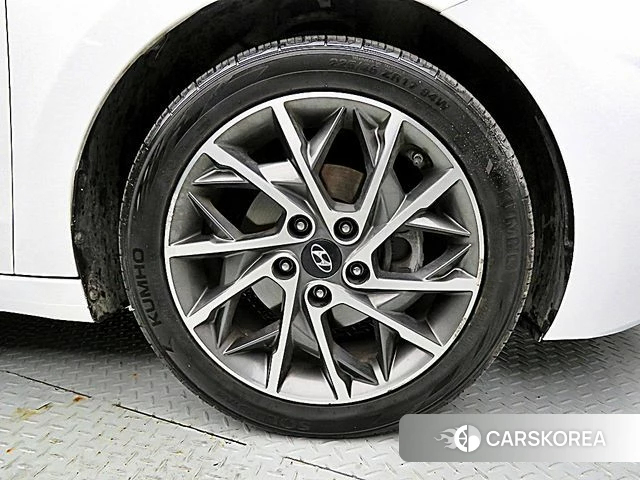 Hyundai The New Avante AD id 4732531 из Кореи 11