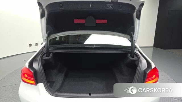 BMW 5 Series (G30) id 4952556 из Кореи 11