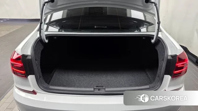 Volkswagen The New Passat id 3713946 из Кореи 11