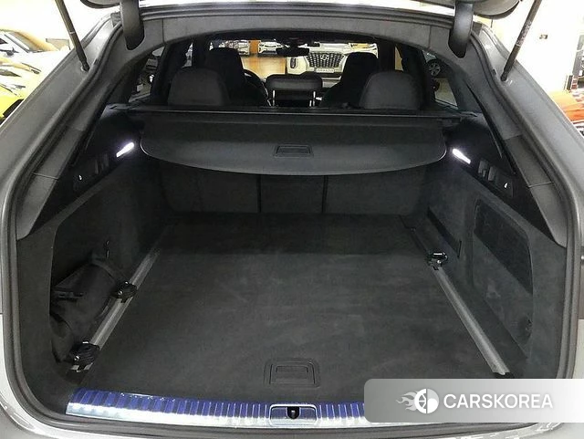 Audi RS6 (C8) id 4853459 из Кореи 11