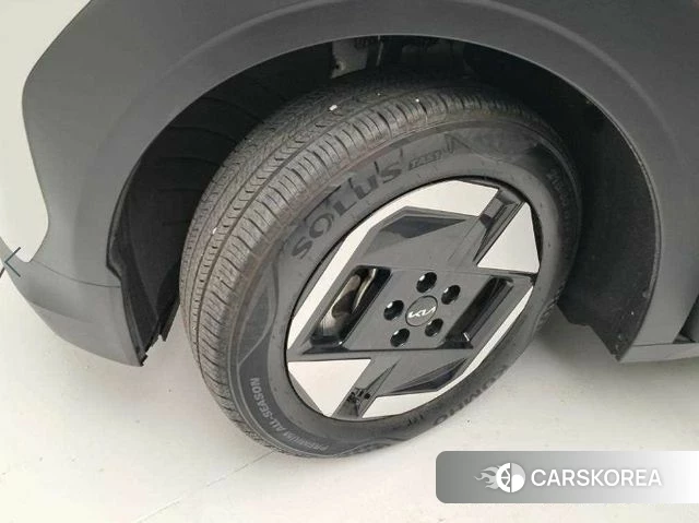 Kia EV3 id 5001837 из Кореи 11