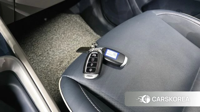 Hyundai Venue id 4942930 из Кореи 11