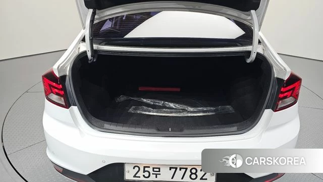 Hyundai The New Avante AD id 4849805 из Кореи 11