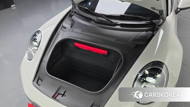 Porsche 911(992) id 4794332 из Кореи 11