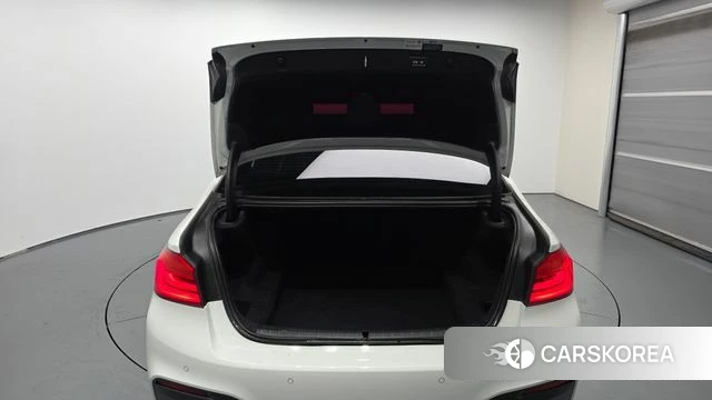 BMW 5 Series (G30) id 4943831 из Кореи 11
