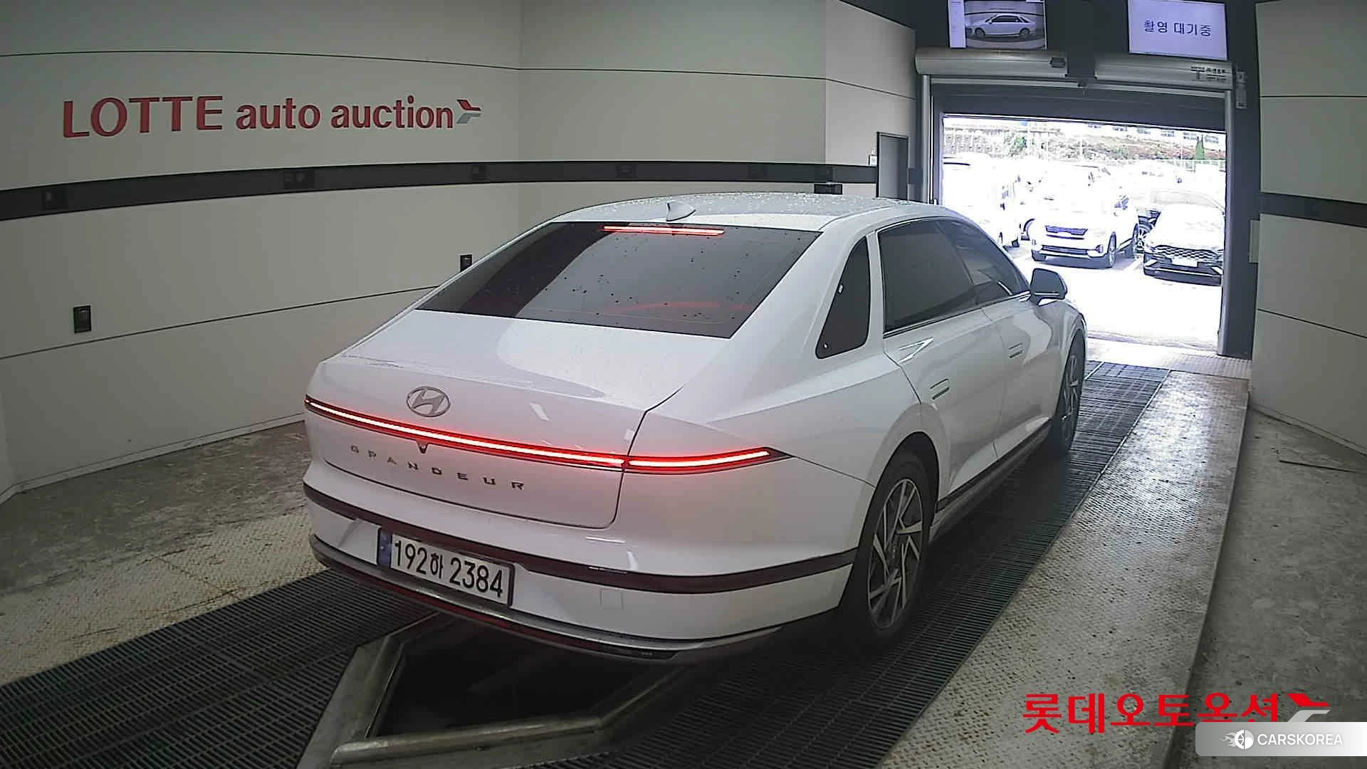 Hyundai Grandeur Hybrid id 4984688 из Кореи 11