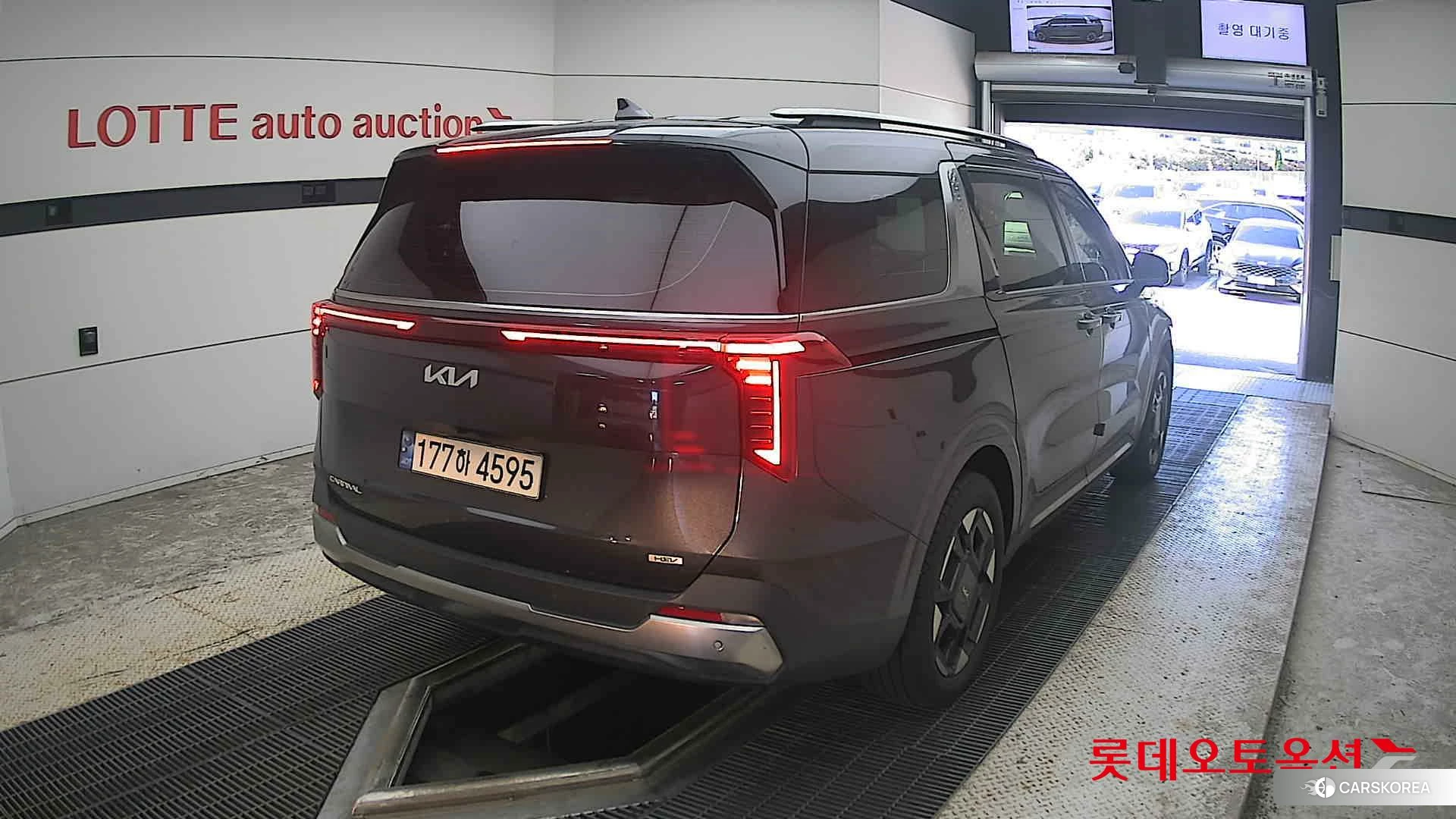 Kia Carnival Hybrid id 4990053 из Кореи 11