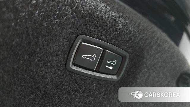 Porsche Taycan id 5027761 из Кореи 11