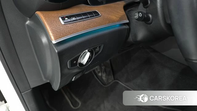 Mercedes-Benz E-Class W213 id 5004366 из Кореи 11