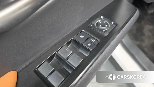 Lexus UX250h id 4960118 из Кореи 11