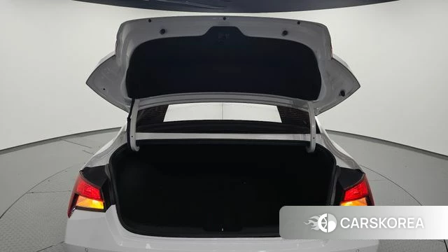 Hyundai Avante Hybrid (CN7) id 5017945 из Кореи 11