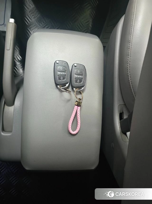 Hyundai The New Grand Starex id 4759854 из Кореи 11