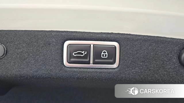 Hyundai Grandeur Hybrid (GN7) id 5021536 из Кореи 11
