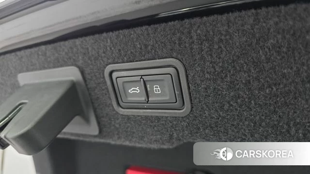 Audi A8 (D5) id 3955001 из Кореи 11