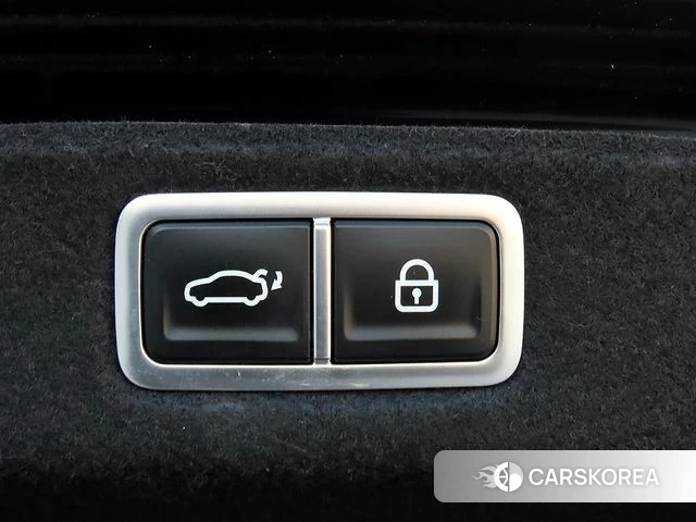 Hyundai Grandeur (GN7) id 5046605 из Кореи 11