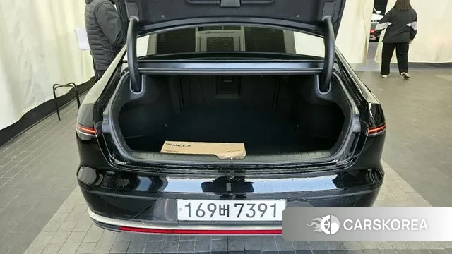 Hyundai Grandeur (GN7) id 3776362 из Кореи 11