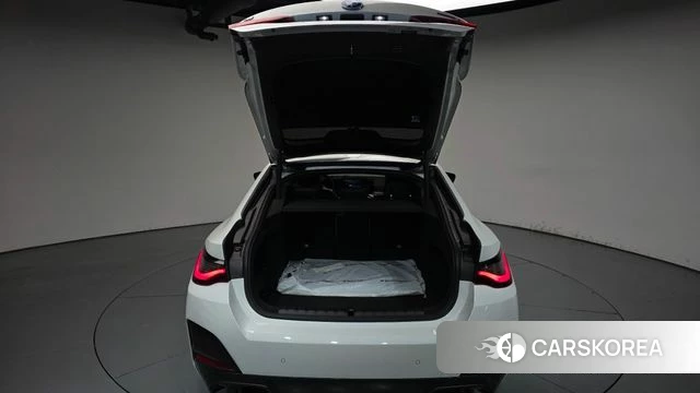 BMW i4 id 5039155 из Кореи 11
