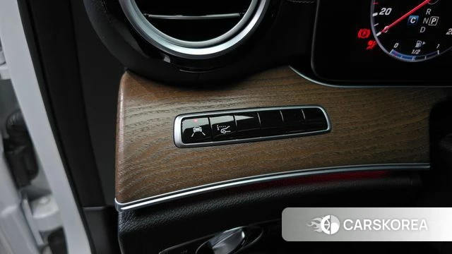 Mercedes-Benz E-Class W213 id 4988545 из Кореи 11