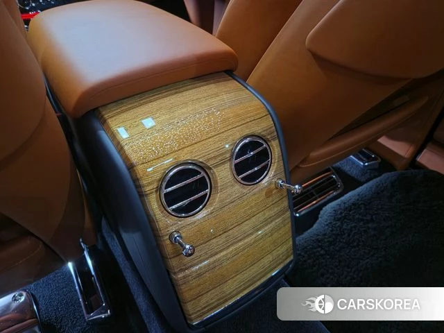 Rolls-Royce Phantom id 5034853 из Кореи 11