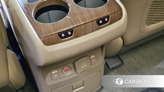 Kia All New Carnival id 4983279 из Кореи 11