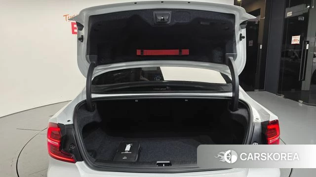 Volvo S60 3rd generation id 5016336 из Кореи 11