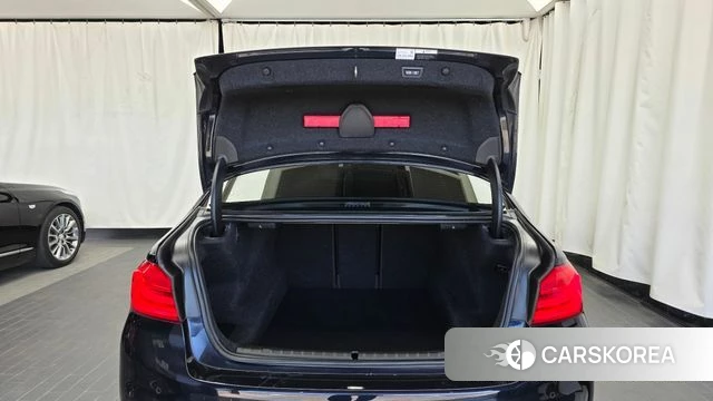 BMW 5 Series (G30) id 4943829 из Кореи 11