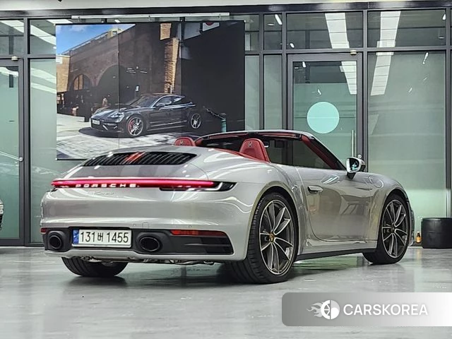 Porsche 911(992) id 5032994 из Кореи 11