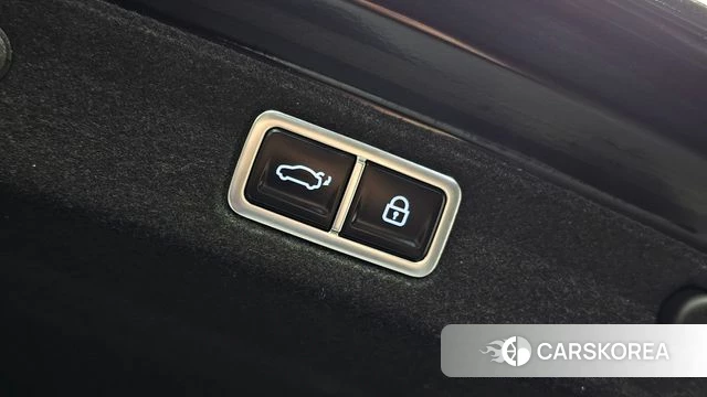 Hyundai Grandeur (GN7) id 4990653 из Кореи 11