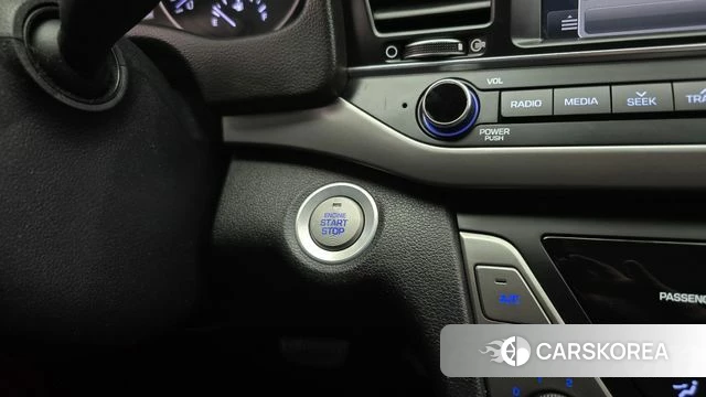 Hyundai Avante AD id 5018953 из Кореи 11
