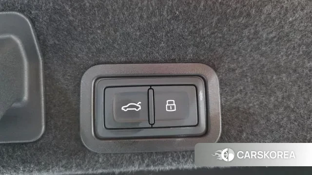 Audi A6 (C8) id 3518329 из Кореи 11