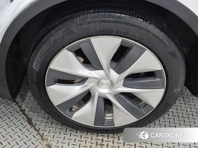 Tesla Model Y id 4721423 из Кореи 11