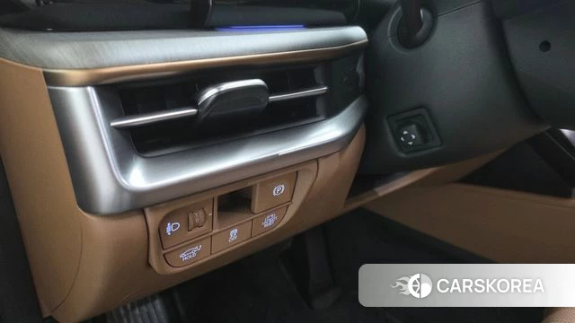 Hyundai Grandeur Hybrid (GN7) id 4985018 из Кореи 11
