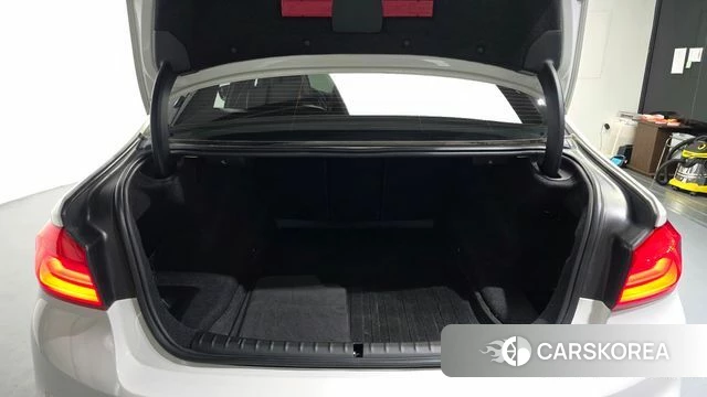 BMW 5 Series (G30) id 5014036 из Кореи 11