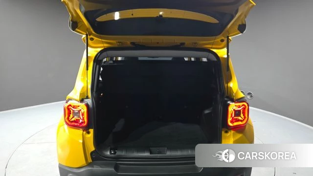 Jeep Renegade id 4941577 из Кореи 11