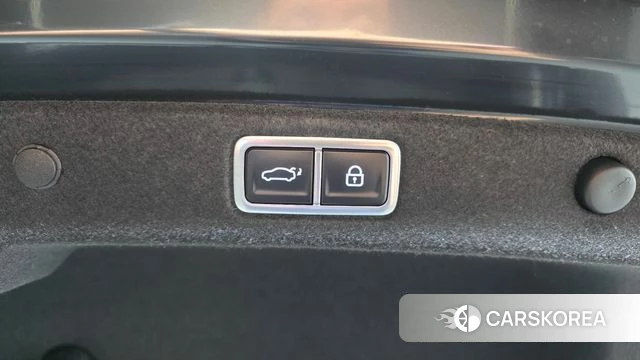 Hyundai Grandeur (GN7) id 4957439 из Кореи 11