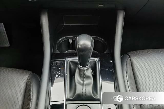 Mazda 3 2021 Черный из Китая, фото 6