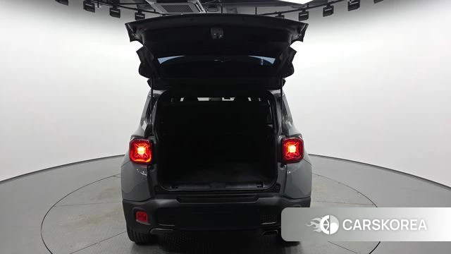 Jeep Renegade id 4992090 из Кореи 11