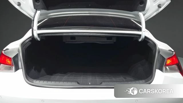 Hyundai Avante Hybrid (CN7) id 4991326 из Кореи 11