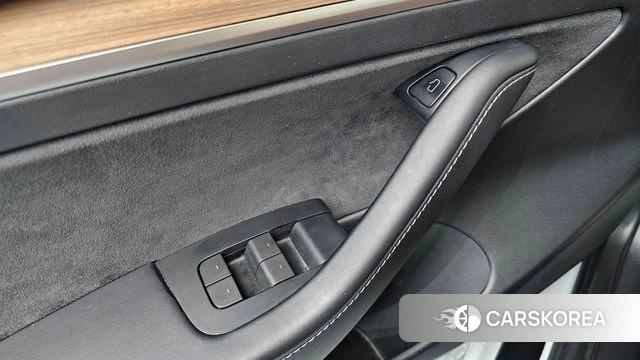 Tesla Model 3 id 4854898 из Кореи 11