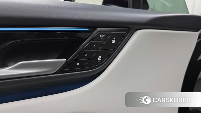 Porsche Makan EV id 4778177 из Кореи 11