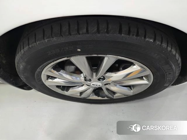Kia The New Carnival id 4842678 из Кореи 11