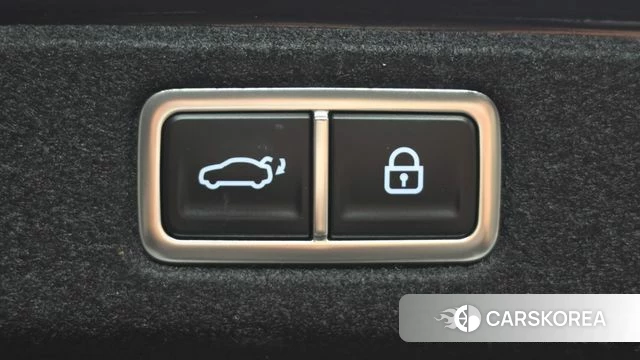 Hyundai Grandeur (GN7) id 5011213 из Кореи 11
