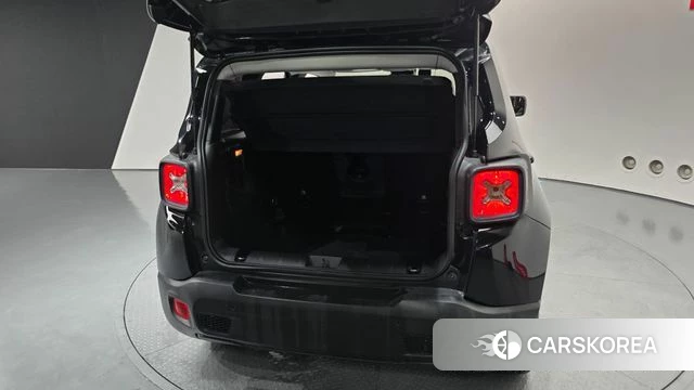 Jeep Renegade id 5018782 из Кореи 11
