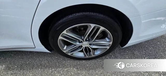 Hyundai Grandeur IG id 3024558 из Кореи 11