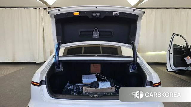 Hyundai Grandeur (GN7) id 4957665 из Кореи 11