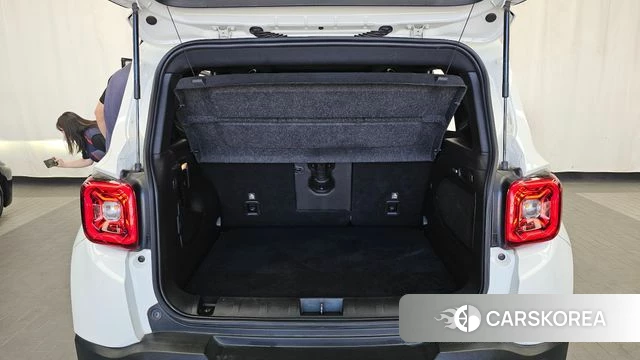 Jeep Renegade id 4769445 из Кореи 11