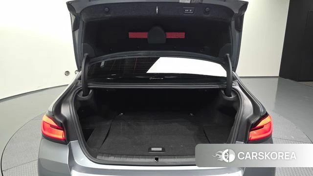 BMW 5 Series (G30) id 4942231 из Кореи 11