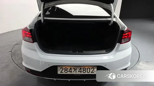 Hyundai The New Avante AD id 3656512 из Кореи 11