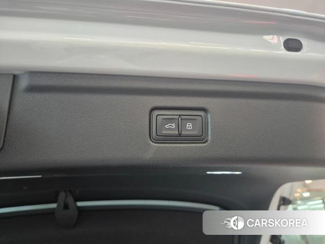 Audi A6 e-Tron id 4660130 из Кореи 11